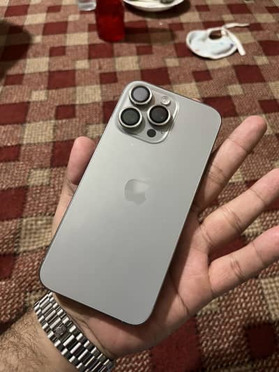 I phone 15 pro max jv 256 gb