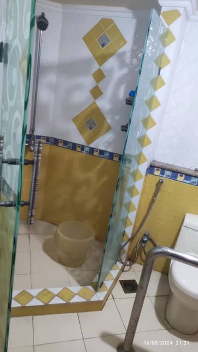 Modern 10 Marla Houses In Allama Iqbal Town Location