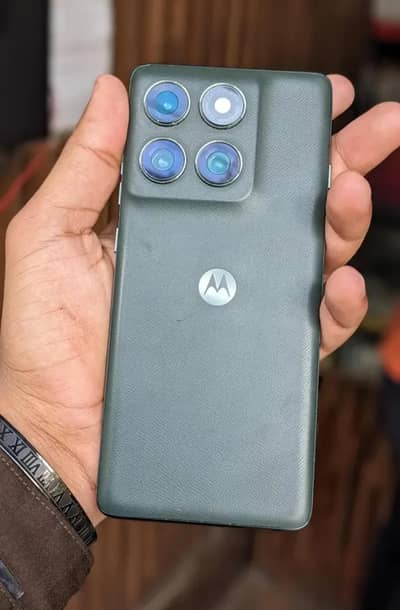 2025 just box open sim lock exchange or sale beast phone 3276556692