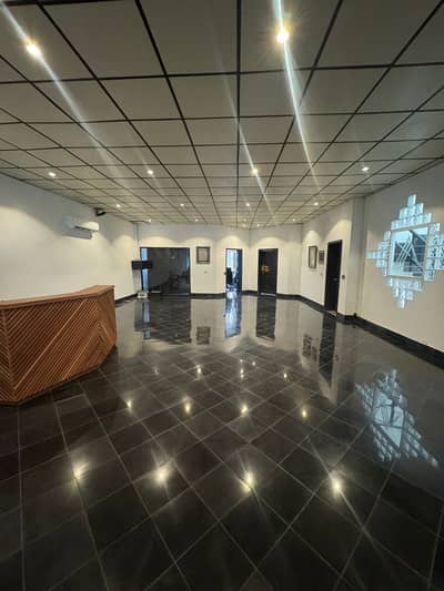 3000 Sqf Office Available For Rent