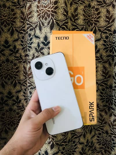 Tecno Go1 4+4/64 with complete saman