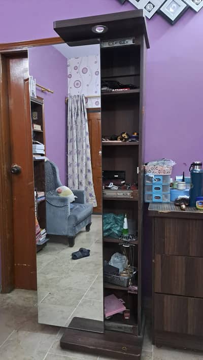 Chest of drawer and sliding mirror jewllery storage