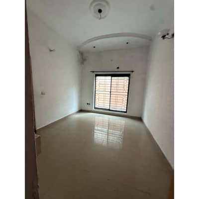 HOUSE AVAILABLE FOR RENT IN WAPDA TOWN TEN MARLA