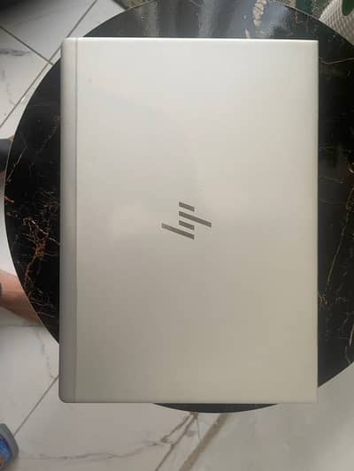 HP ELITE BOOK 840 G6