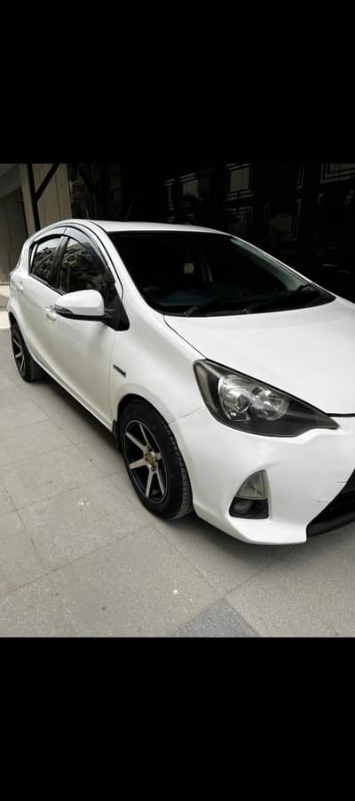 Toyota Aqua 2013  G