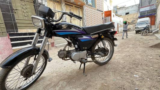 HONDA. 2006. kohi kam nh hn ok. gare. karachi. numbr