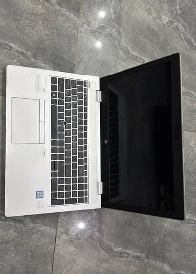 Hp probook 650 G5 i7 8th gen 15.6 with numpad