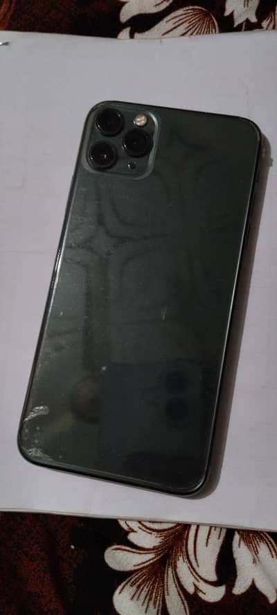 11 pro max (with box)