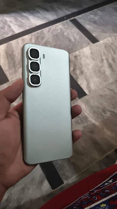 infinix Hot 60 pro plus (6 month warrenty)