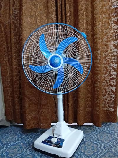 Rechargable AC/DC pedestal fan