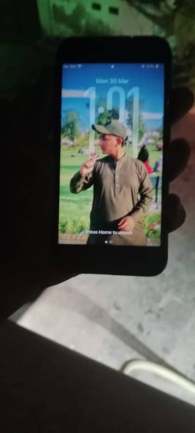 Iphone se 2020 only 17000