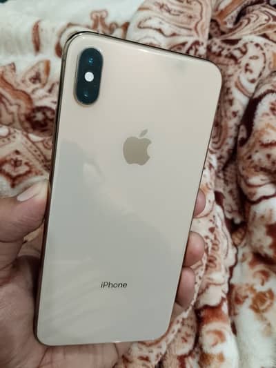 I phone Xs max PTA Approved btry 98 % Fresh piece. .