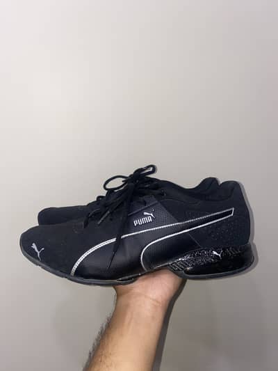 Puma athletic runners‼