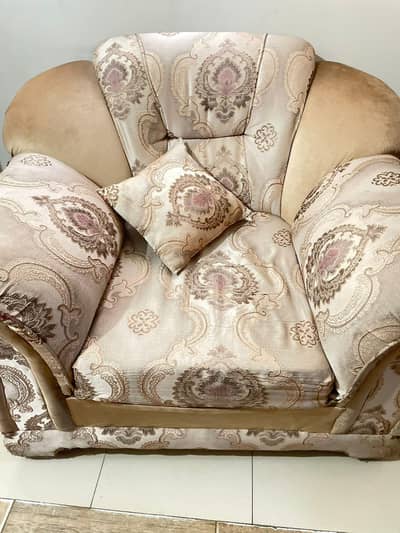 sofa set in new condition