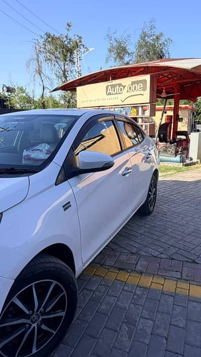 Toyota yaris 1.5 Ativ x