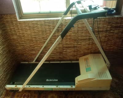 TRADE MILL-RUNNING MACHINE