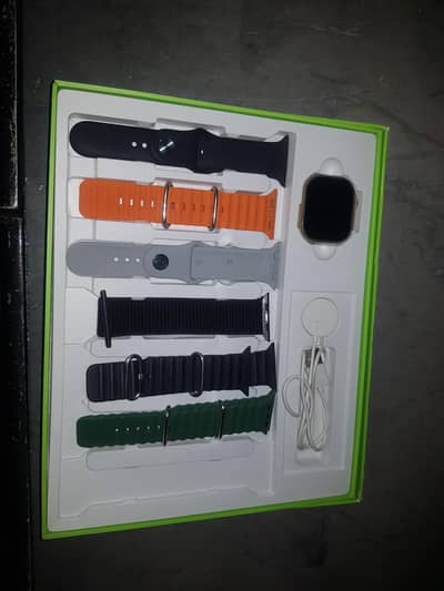 FCF Series 9 smart watch