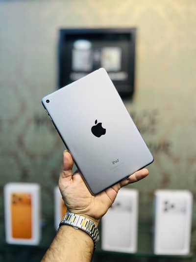 iPad Mini 4th generation 128GB Wifi