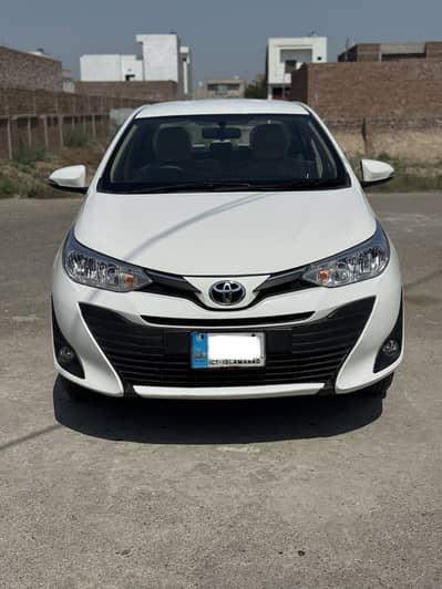 TOYOTA YARIS ATIV M/T 2022 MODEL