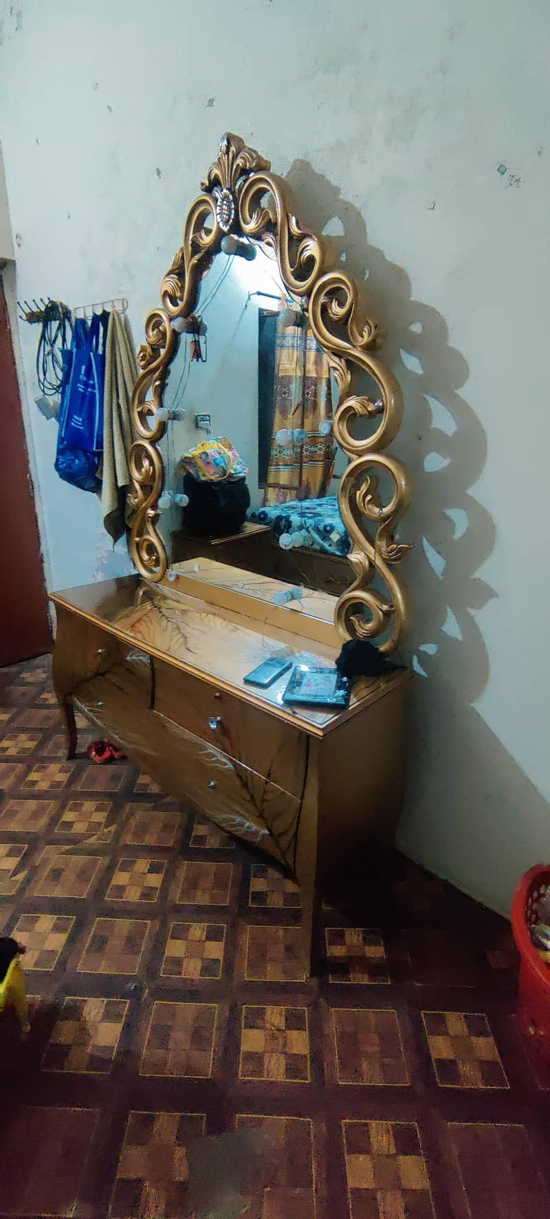 Dressing Table for Room 1
