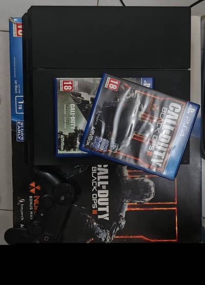 PS 4 Fat 1 TB Call OF Duty Edition