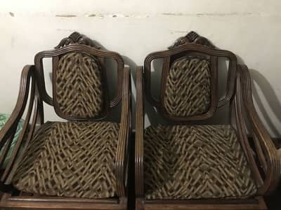 polished condition sofaas bast