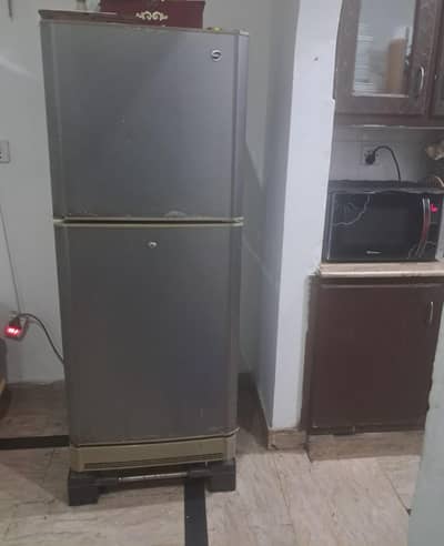 PEL refrigerator
