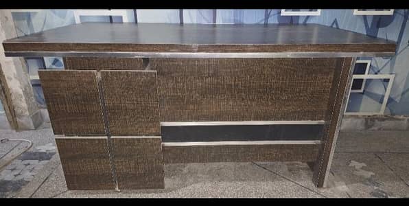 Office Table with Side Table for Urgent Sale
