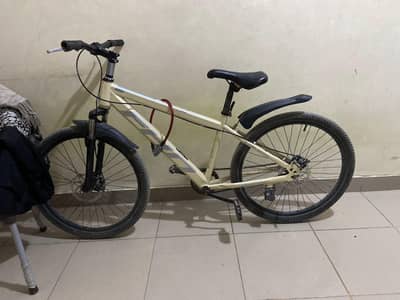 location ayesha manzil mukka chok se age yaseenabad  cycle 3 month use