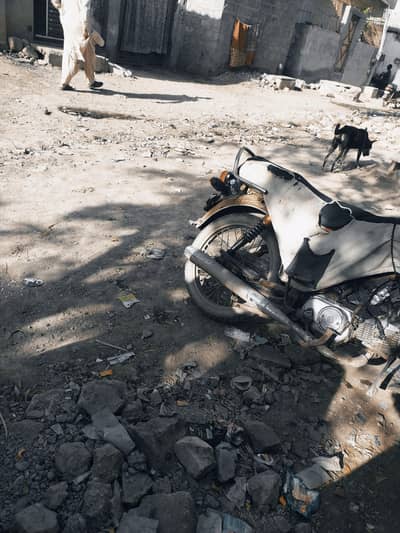 ruff hai magar engine bana hai zabarzast hai abhi