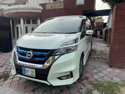 Nissan Serena Highway star E-power Top of the line Urgent For Sale