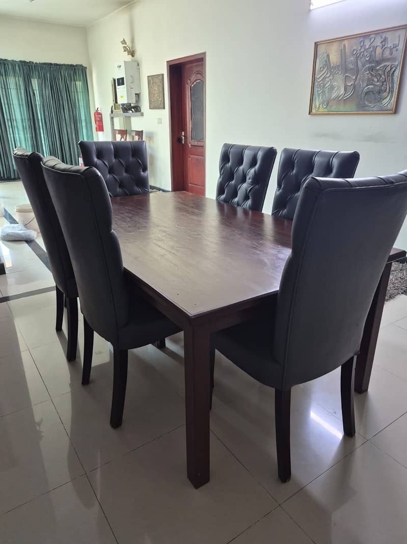 Solid dining set for sale 1