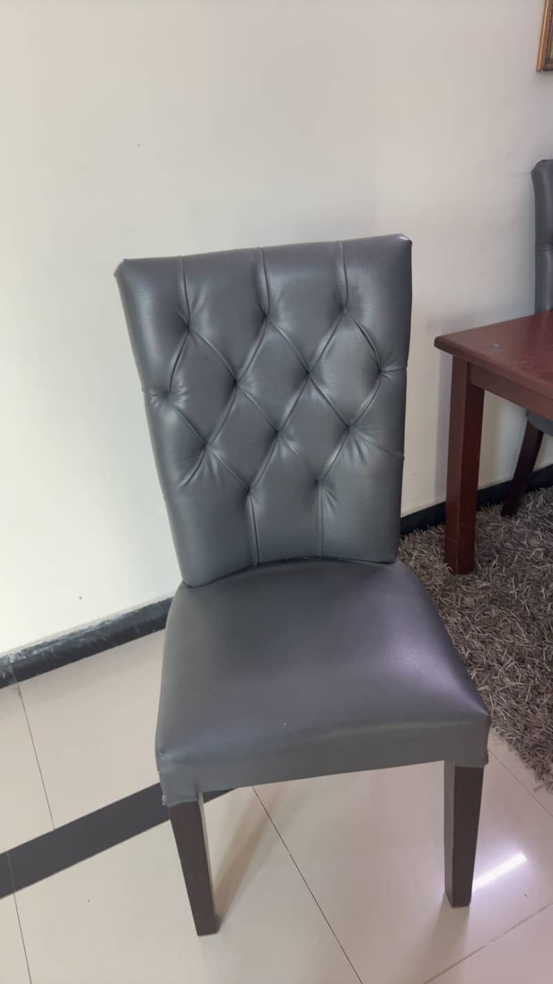 Solid dining set for sale 5