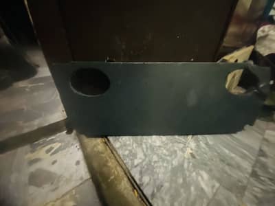 Speaker board for sale like a gift very cheaper price two piece 1500