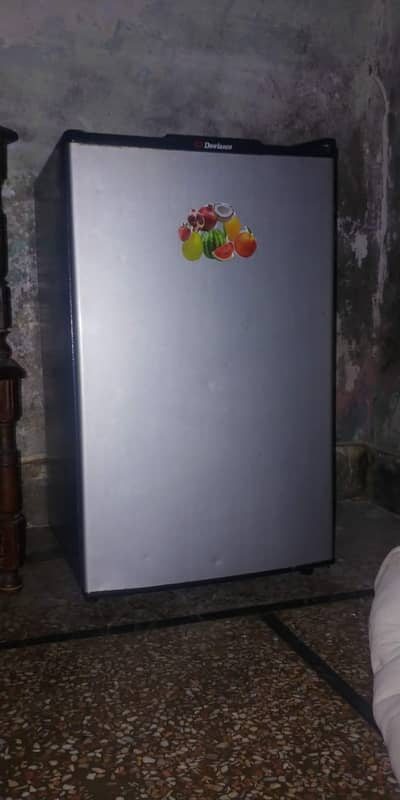 dawalace mini fridge
