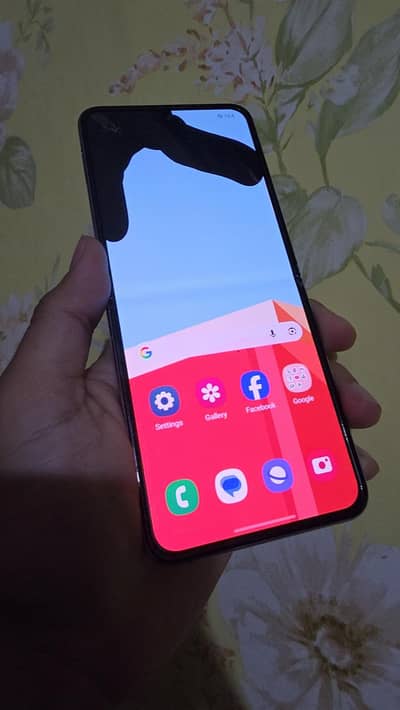 Samsung Galaxy Z Fold 6 Inner screen Dama