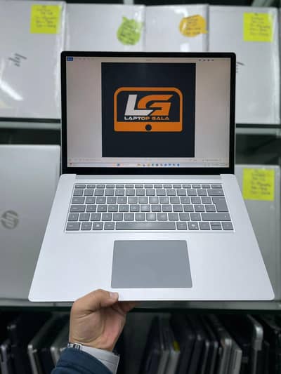 Surface Laptop 6 | Core Ultra 5 135H | 14th Gen | 16/512