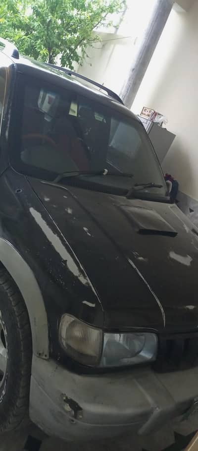 best intiqu beg car for famliy used elaiy weel  and smoot drawe