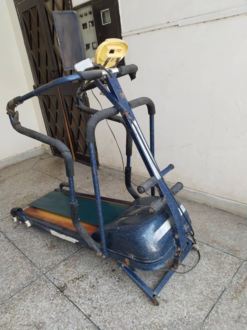 Treadmill/Running machine/jogging machine/Treadmill Running machine/ 1