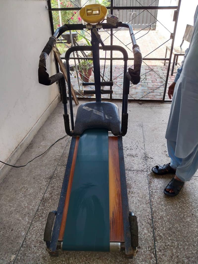 Treadmill/Running machine/jogging machine/Treadmill Running machine/ 2