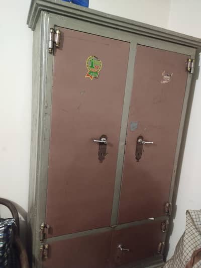 Steel Almirah For Sale