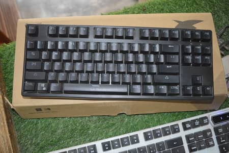 mechanical keyboard black color with animation light white