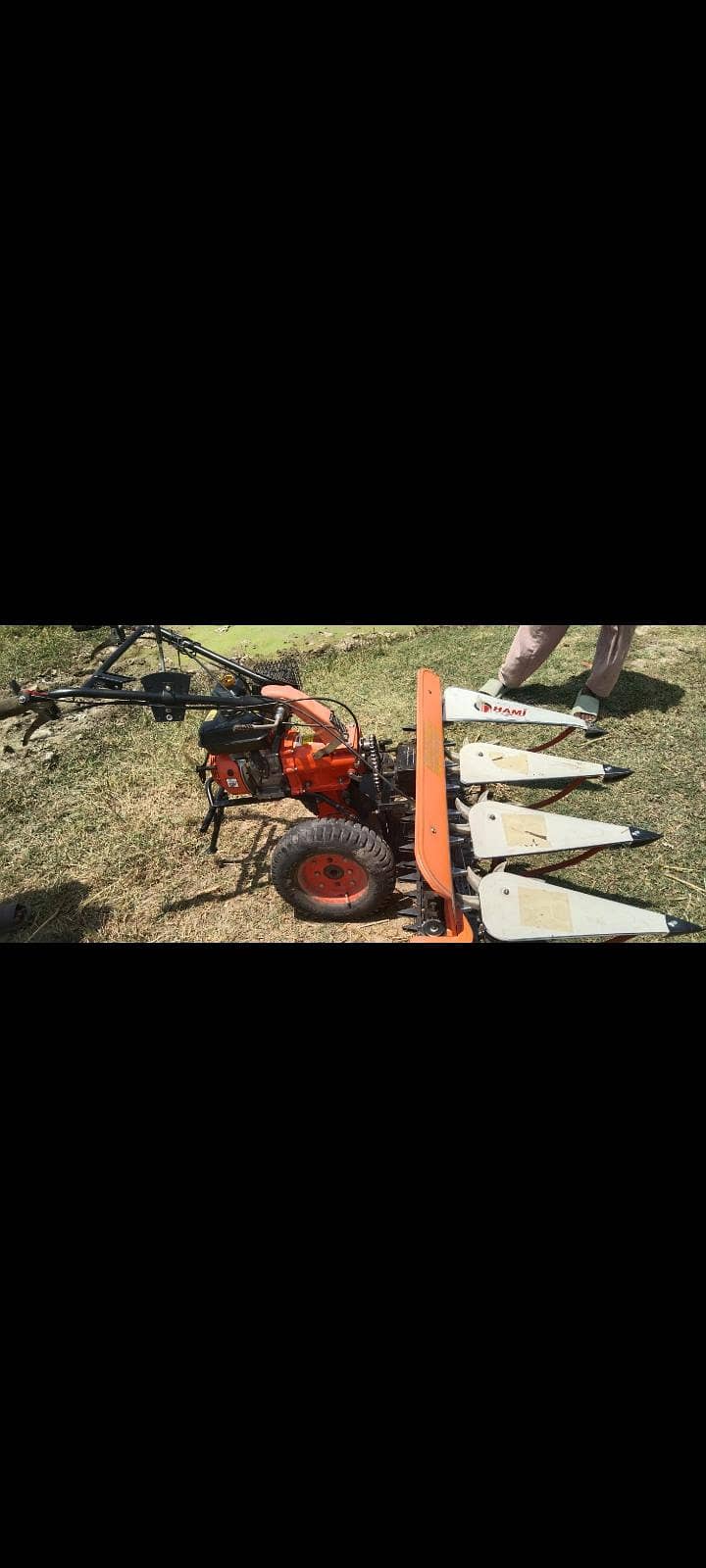 گندم اور مونجی کی کٹائی کرنے والی مشین 1