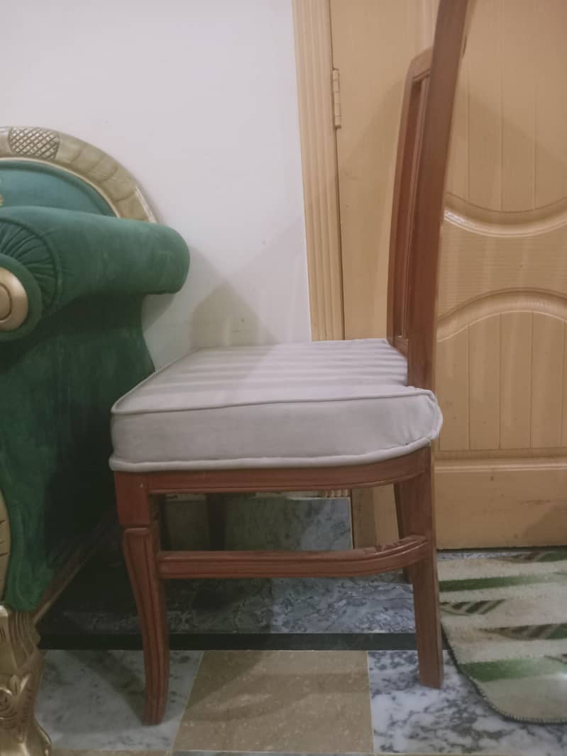 Dining Table with 6 Chairs for Sale | New Condition 3