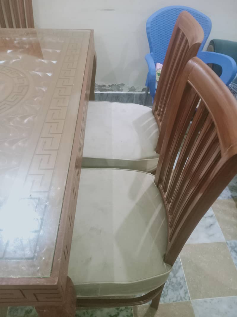 Dining Table with 6 Chairs for Sale | New Condition 4