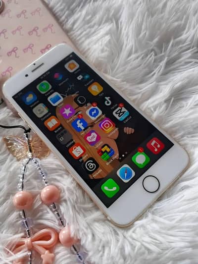 iphone 7 plus 128 GB  no open no repair PTA approved all ok