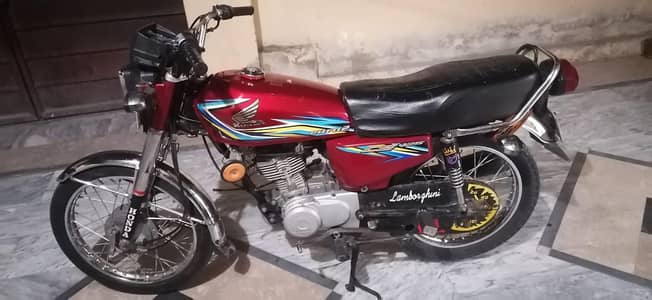 03047757910. . honda 125.