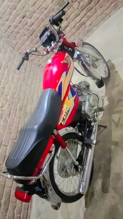 Honda CD 70 2025 Very fresh and neat,clean and original condition 10