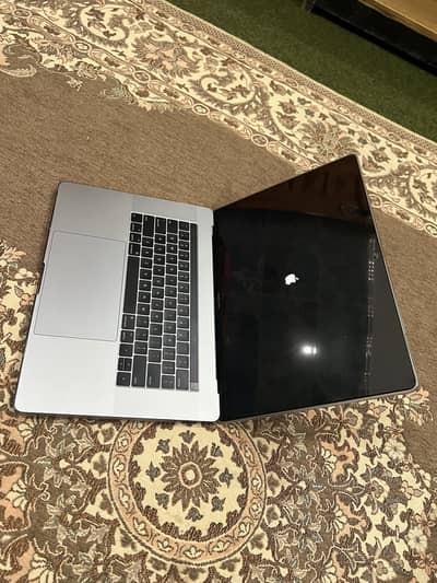 Apple MacBook Pro 2017 with 2GB graphics Card