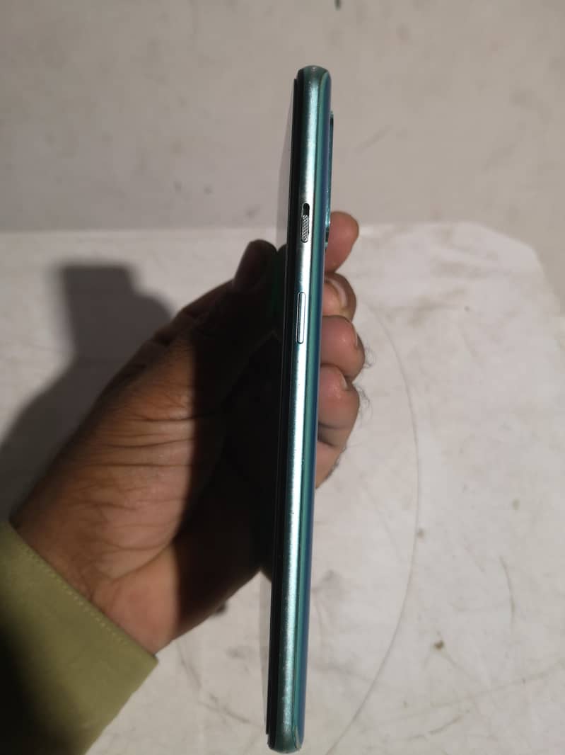 one plus 8t 12/256 patch 4